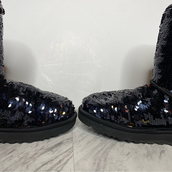 UGG Reversible Sequin Black Short Winter Boot 6 - Picture 6 of 14